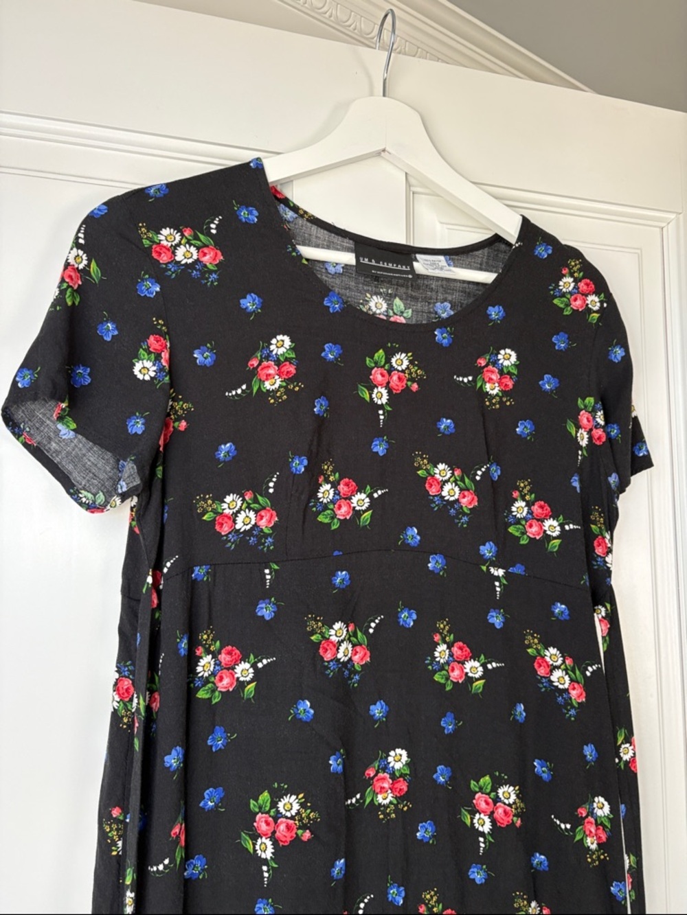Vintage UM & Company Black Floral Short-Sleeve Swing Dress Medium size 9 10 - Picture 3 of 5